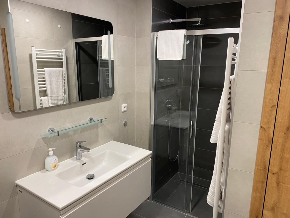Klicperovo 3Kk Apartamento Hradec Králové Exterior foto