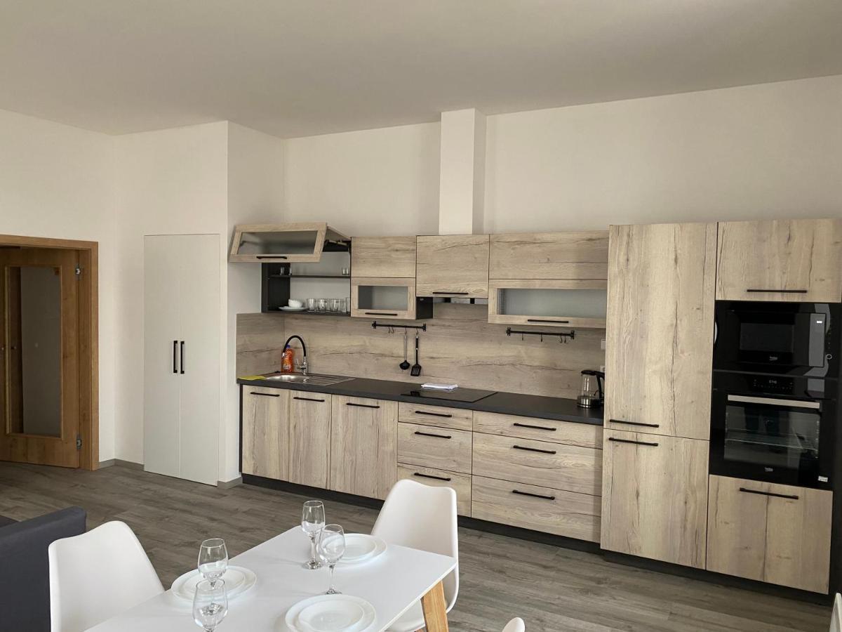 Klicperovo 3Kk Apartamento Hradec Králové Exterior foto
